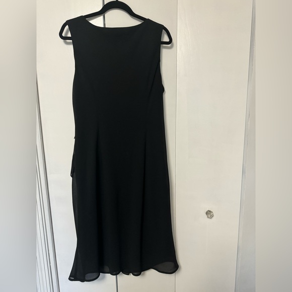Black knee length cocktail dress - Picture 3 of 3